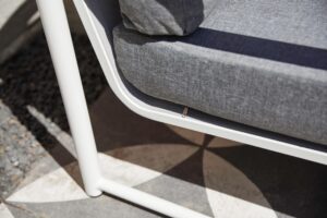 Fontaine 3-seter sofagruppe m/bord - royal white 21 65276703 S 8 scaled