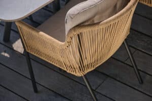 800478734 72844010 S 2